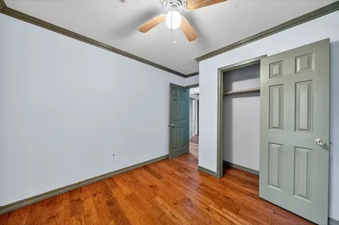 5725 Melanite Avenue Houston TX 77053