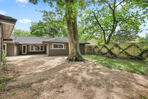 18306 Barbuda Lane Houston TX 77058