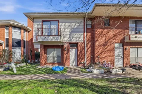 8320 Wild Rose Street 4b Houston TX 77083