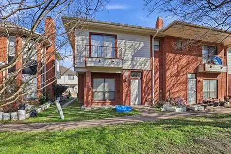 8320 Wild Rose Street 4b Houston TX 77083