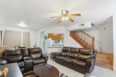 8320 Wild Rose Street 4b Houston TX 77083