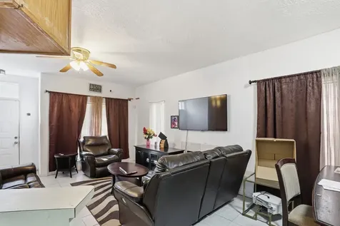 8320 Wild Rose Street 4b Houston TX 77083