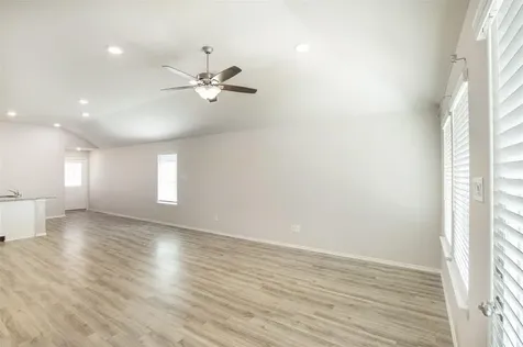 445 Camas Creek Lane Magnolia TX 77354