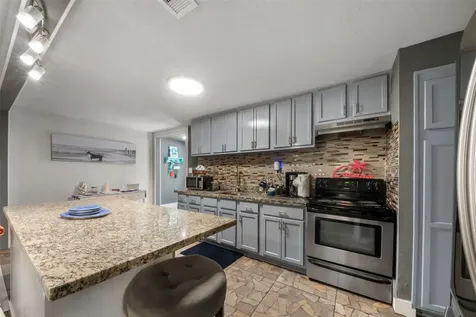 3218 Avenue Q 1/2 Galveston TX 77550