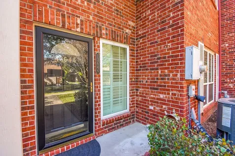 13646 Garden Grove Court Houston TX 77082