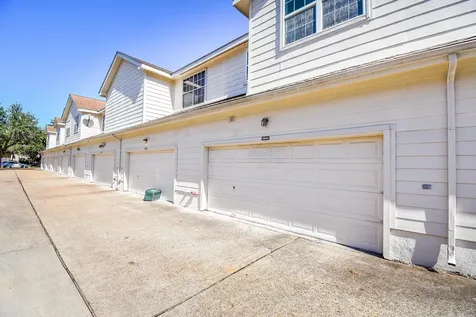 13646 Garden Grove Court Houston TX 77082