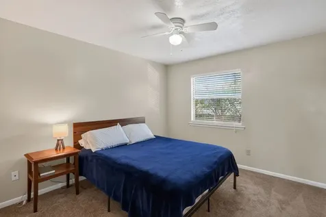 1400 Summit Street B College Station TX 77845