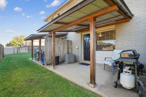 1400 Summit Street B College Station TX 77845