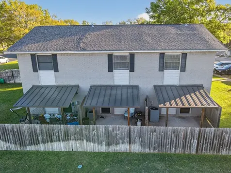 1400 Summit Street B College Station TX 77845