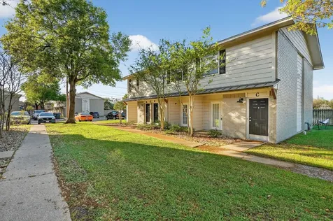 1400 Summit Street B College Station TX 77845