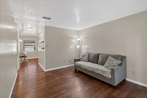 1400 Summit Street B College Station TX 77845