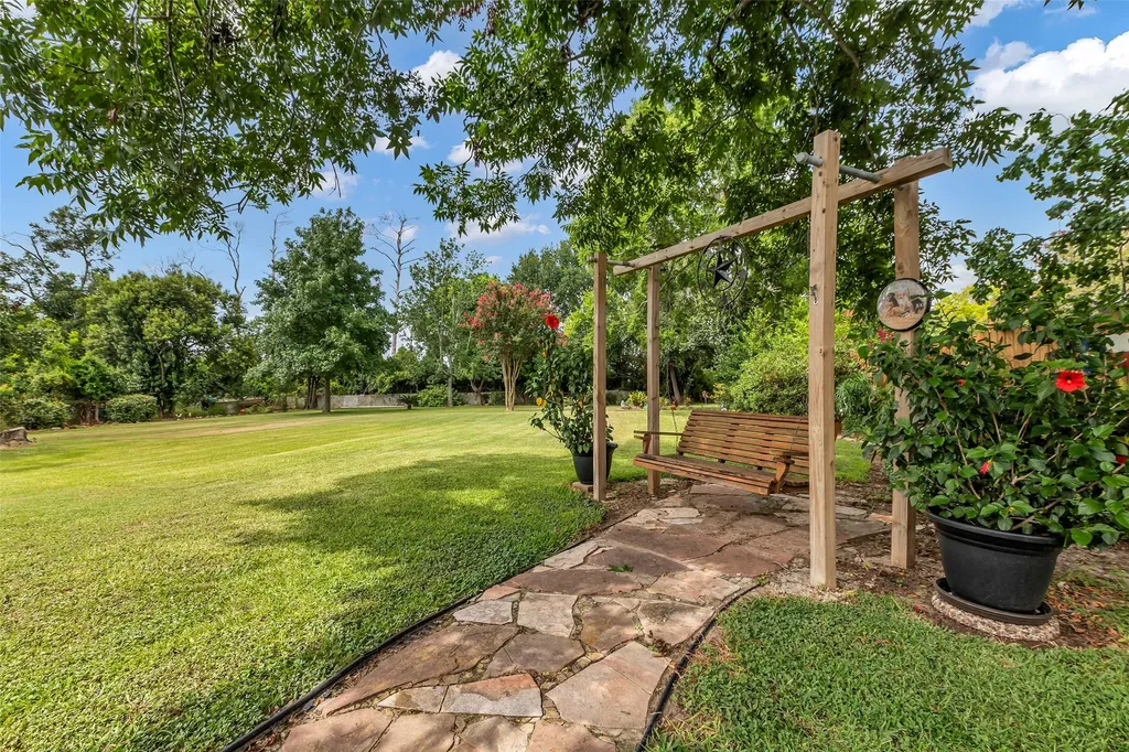 1505 Missouri Street Baytown TX 77520