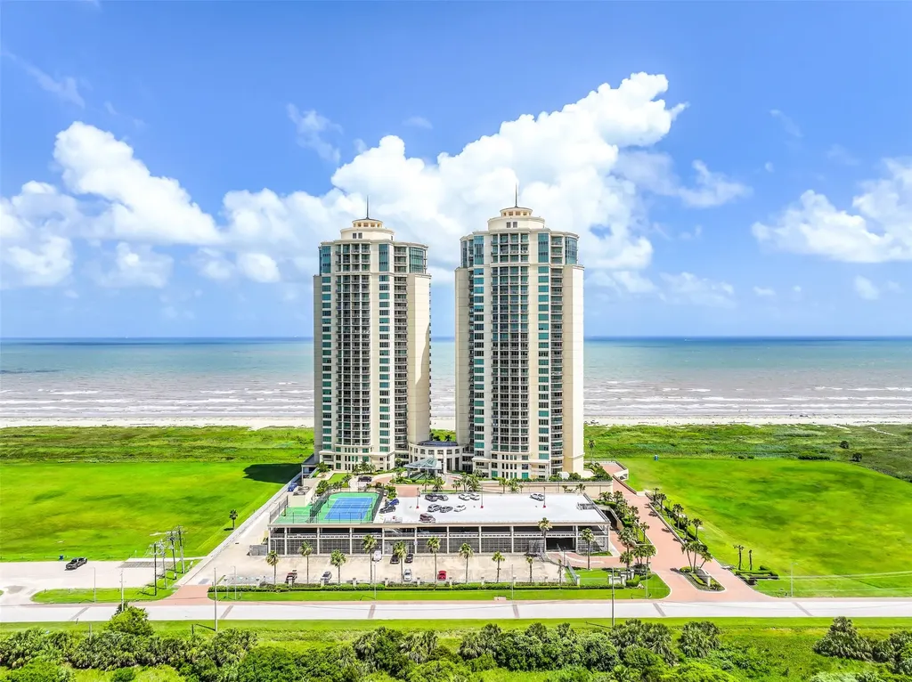 801 E Beach Drive Bc2808 Galveston TX 77550