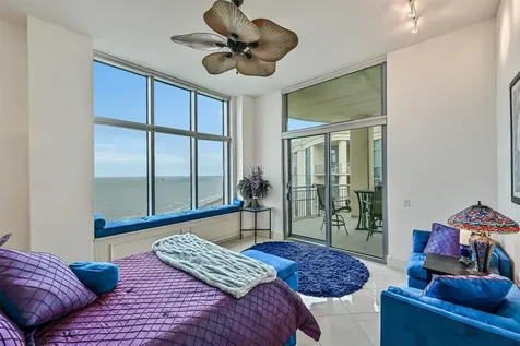 801 E Beach Drive Bc2808 Galveston TX 77550