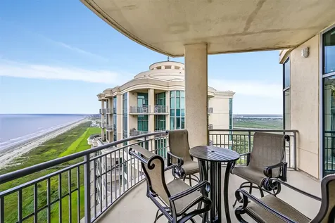 801 E Beach Drive Bc2808 Galveston TX 77550