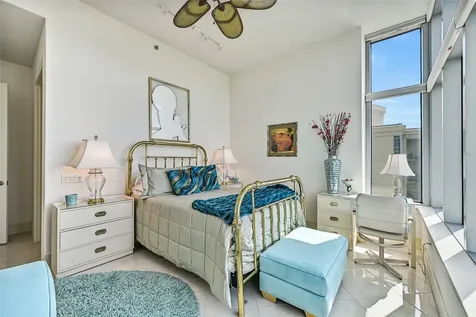 801 E Beach Drive Bc2808 Galveston TX 77550