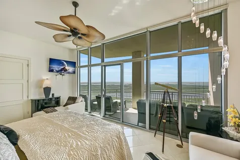 801 E Beach Drive Bc2808 Galveston TX 77550