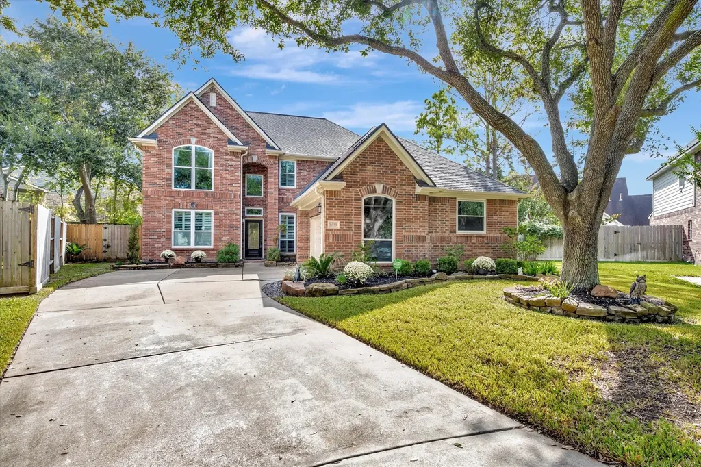 1639 Lakeside Enclave Drive Houston TX 77077