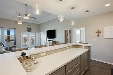1009 N Monkhouse Drive Crystal Beach TX 77650