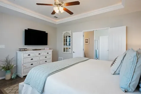1009 N Monkhouse Drive Crystal Beach TX 77650