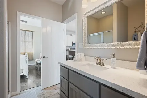 1009 N Monkhouse Drive Crystal Beach TX 77650