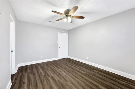 12106 Panay Drive Houston TX 77048