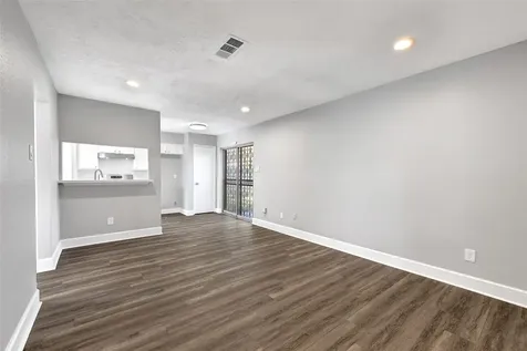 12106 Panay Drive Houston TX 77048