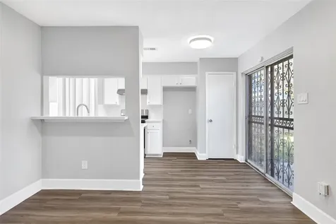 12106 Panay Drive Houston TX 77048