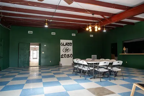 823 Seydler East Bernard TX 77435