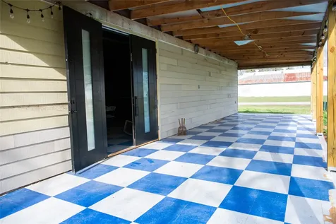 823 Seydler East Bernard TX 77435