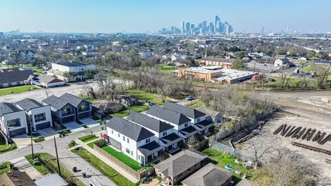 4211 Nichols Street A Houston TX 77020