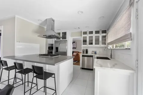 5422 Lincrest Lane Houston TX 77056