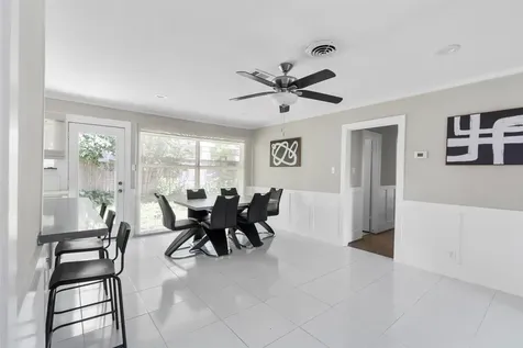 5422 Lincrest Lane Houston TX 77056