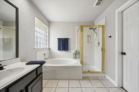 1602 Oak Place Court Pearland TX 77581