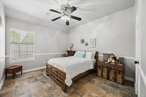 1602 Oak Place Court Pearland TX 77581