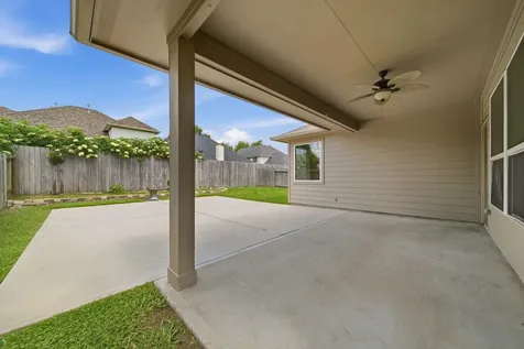 2716 Sunshade Court Pearland TX 77584