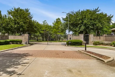 2716 Sunshade Court Pearland TX 77584