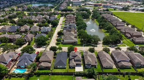2716 Sunshade Court Pearland TX 77584