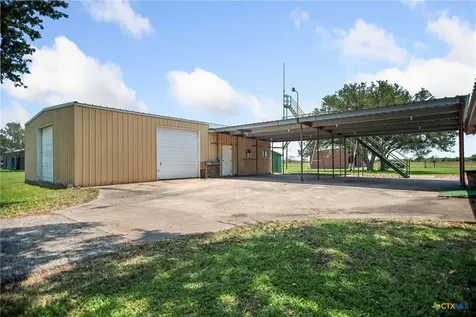 181 Pecan Drive Port Lavaca TX 77979
