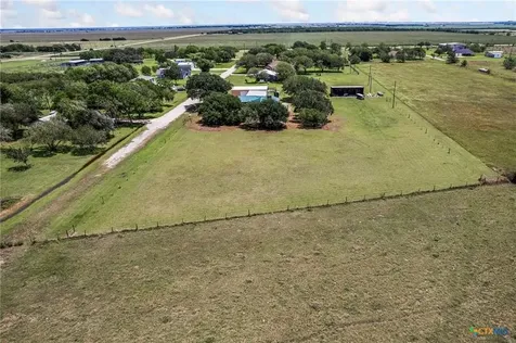 181 Pecan Drive Port Lavaca TX 77979