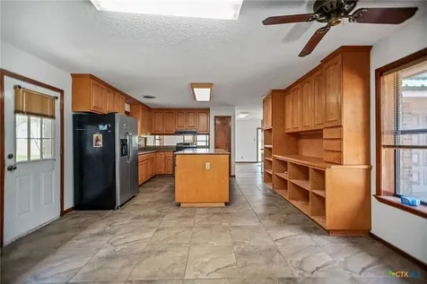 181 Pecan Drive Port Lavaca TX 77979