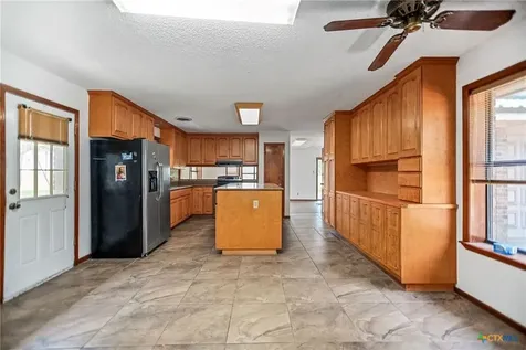 181 Pecan Drive Port Lavaca TX 77979