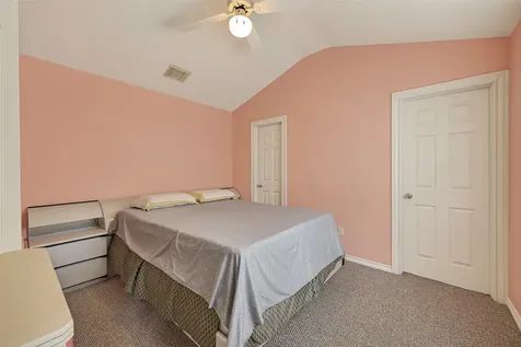 5437 Loch Lomond Drive Houston TX 77096
