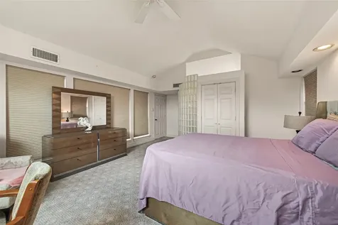 5437 Loch Lomond Drive Houston TX 77096