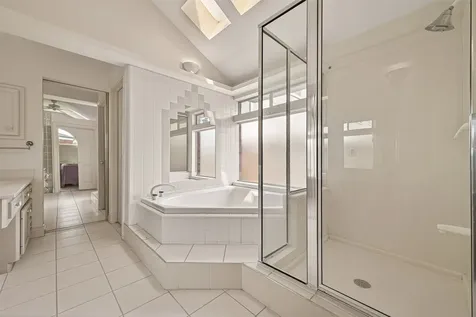 5437 Loch Lomond Drive Houston TX 77096