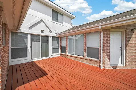 5437 Loch Lomond Drive Houston TX 77096