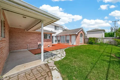 5437 Loch Lomond Drive Houston TX 77096