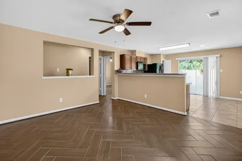 919 Staffordale Manor Lane Houston TX 77047