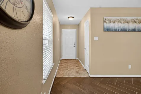 919 Staffordale Manor Lane Houston TX 77047
