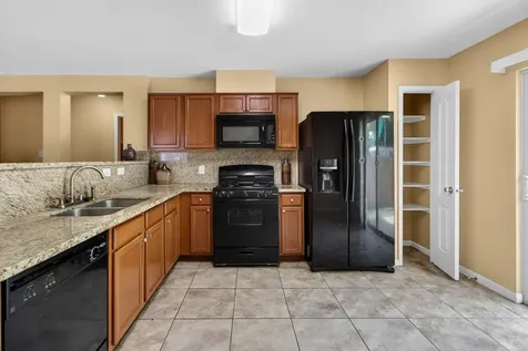 919 Staffordale Manor Lane Houston TX 77047